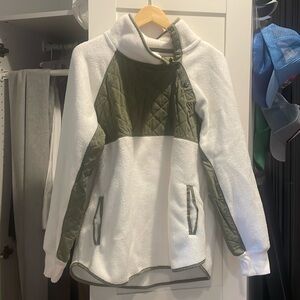 Abercrombie size large fluffy pullover